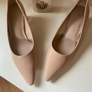 Kelly & Katie clear block heel pump size 7M